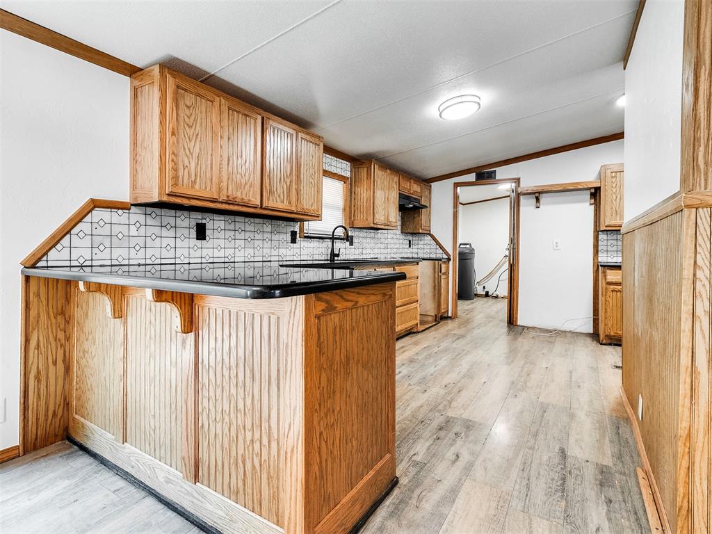 21700 Martin Road Property Photo 7