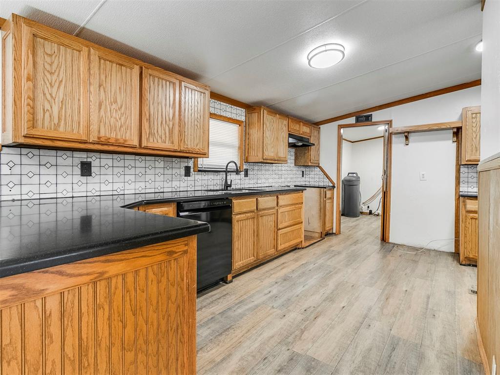 21700 Martin Road Property Photo 12