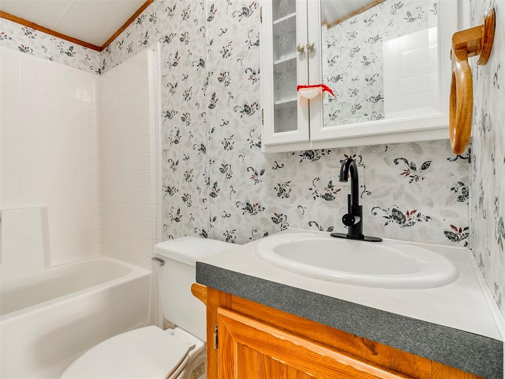 21700 Martin Road Property Photo 23