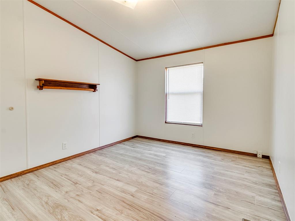 21700 Martin Road Property Photo 26