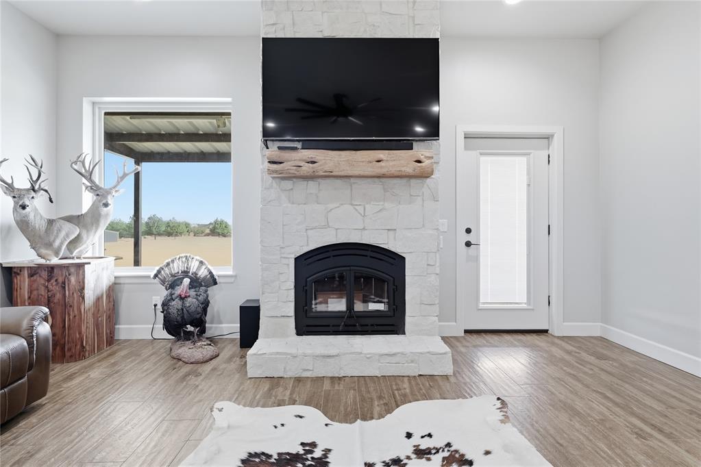 241 Nw Moffat Road Property Photo 25