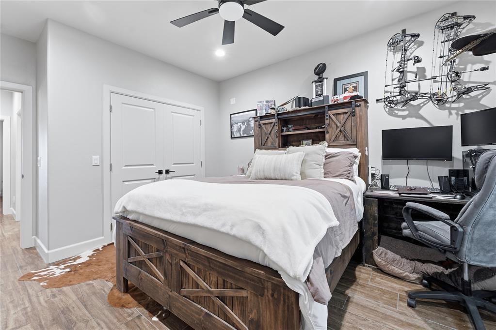 241 Nw Moffat Road Property Photo 36