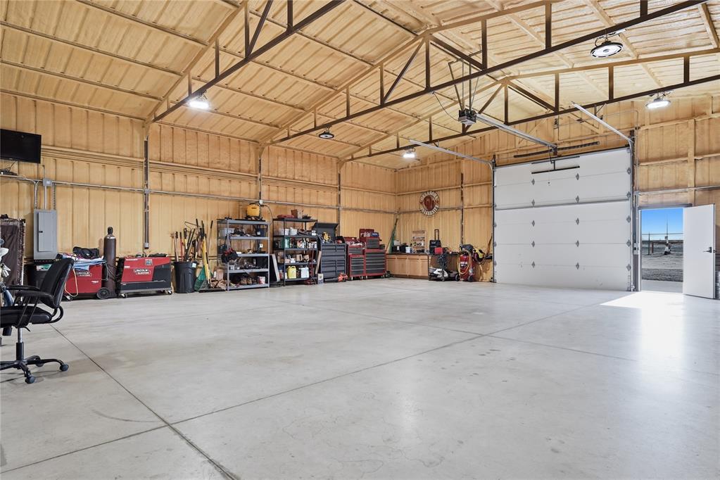 241 Nw Moffat Road Property Photo 40