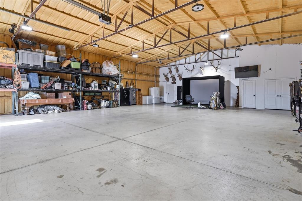 241 Nw Moffat Road Property Photo 43