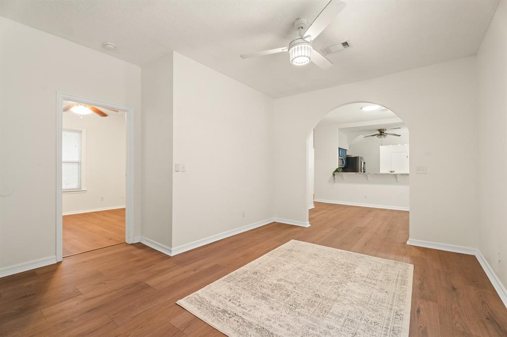 314 S Lahoma Road Property Photo 2