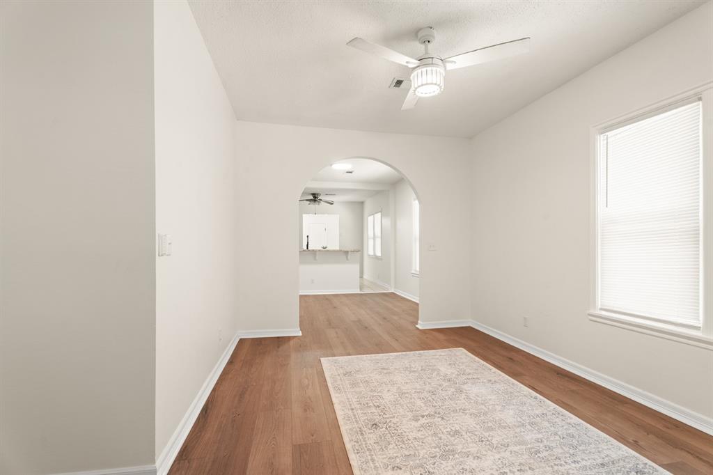 314 S Lahoma Road Property Photo 3