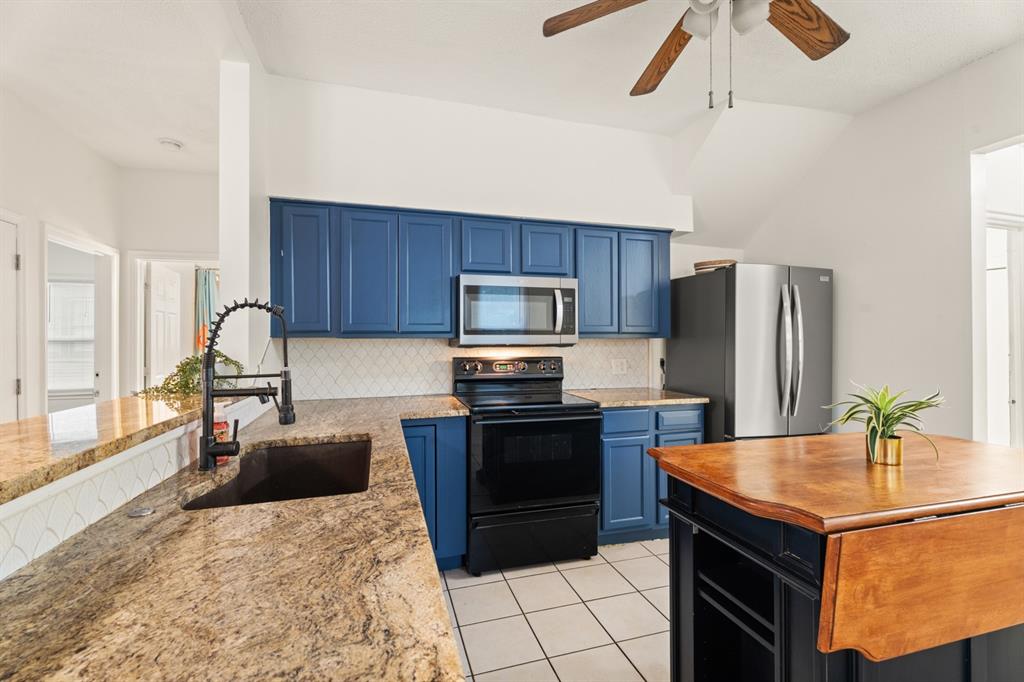 314 S Lahoma Road Property Photo 8