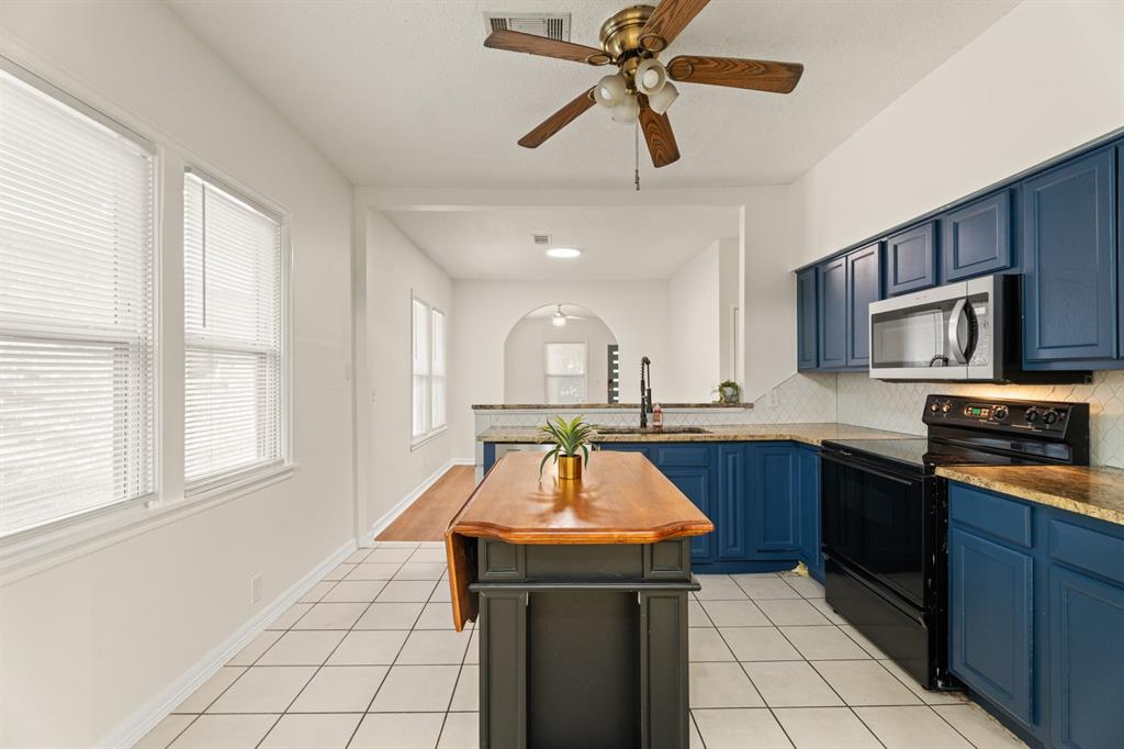 314 S Lahoma Road Property Photo 10