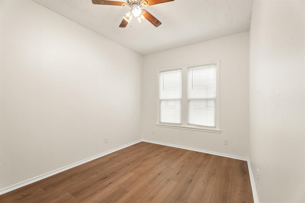 314 S Lahoma Road Property Photo 15
