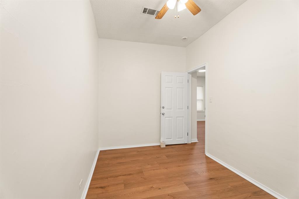 314 S Lahoma Road Property Photo 21