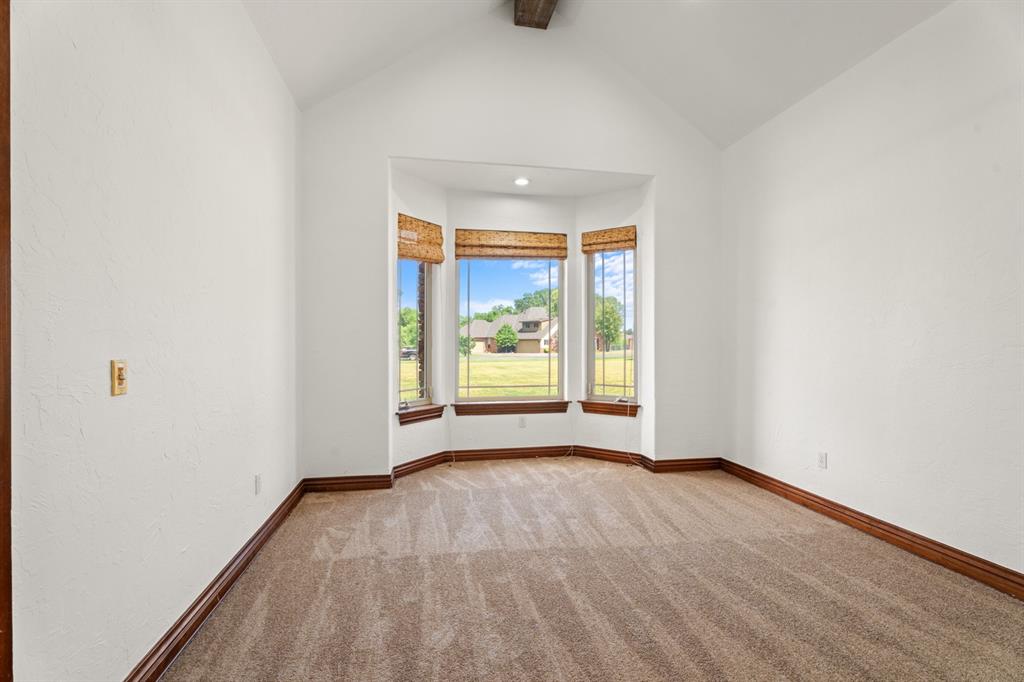 1109 N Edinburrough Way Property Photo 15