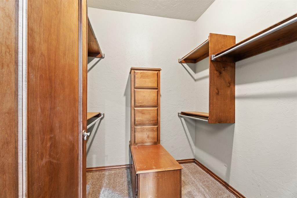 1109 N Edinburrough Way Property Photo 24