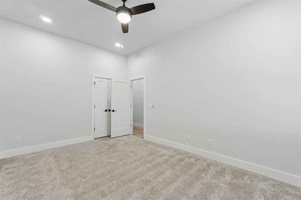 7120 Nw 154th Street Property Photo 27