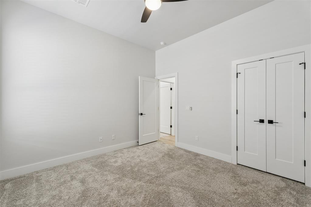 7120 Nw 154th Street Property Photo 29