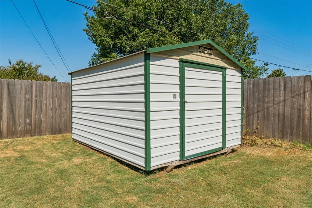 1925 Ballad Drive Property Photo 43