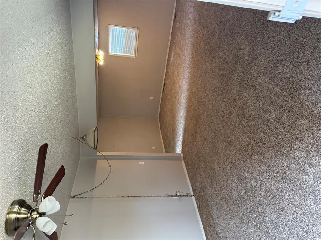 14643 N 2950 Road Property Photo 2