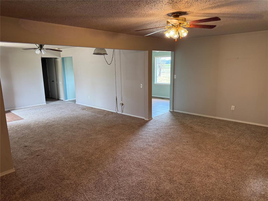 14643 N 2950 Road Property Photo 3