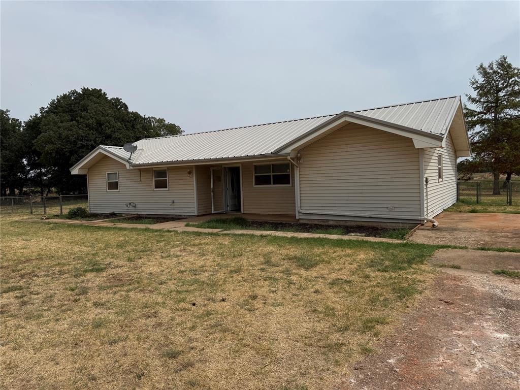 14643 N 2950 Road Property Photo 18