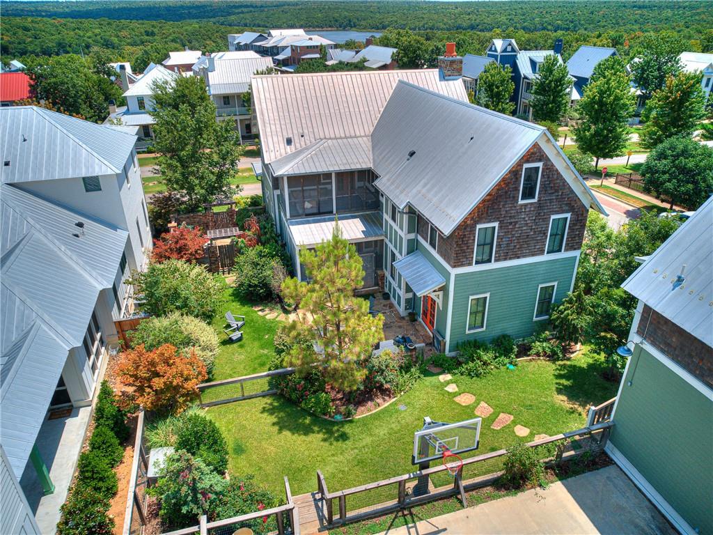 31 Boulevard Property Photo 3