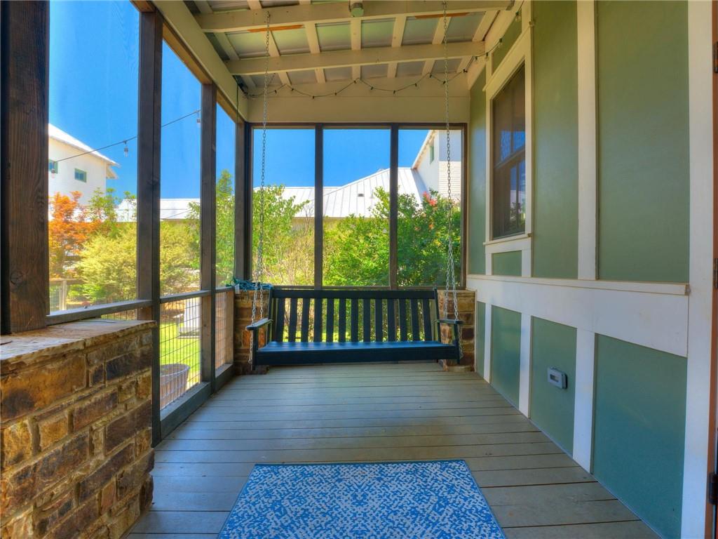 31 Boulevard Property Photo 33