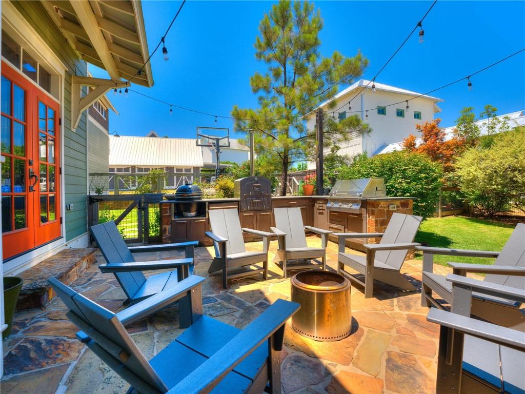 31 Boulevard Property Photo 34