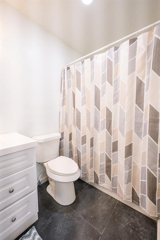 527 N Elm Street Property Photo 18