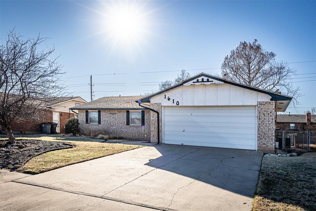 1610 Nw 75th Street Property Photo 1