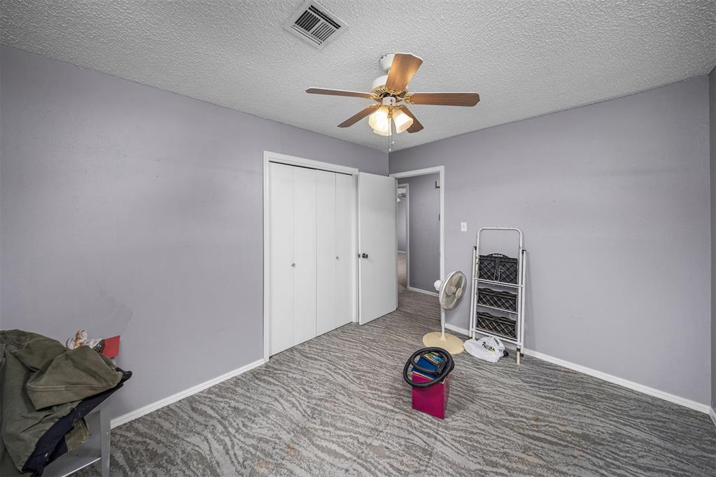 1610 Nw 75th Street Property Photo 12