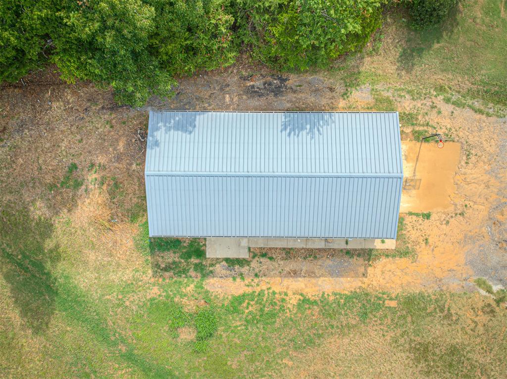 15705 Grant Road Property Photo 6