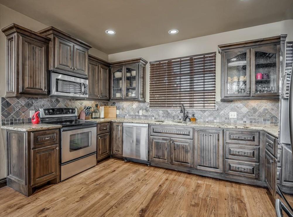 428406 E 1150 Road Property Photo 8
