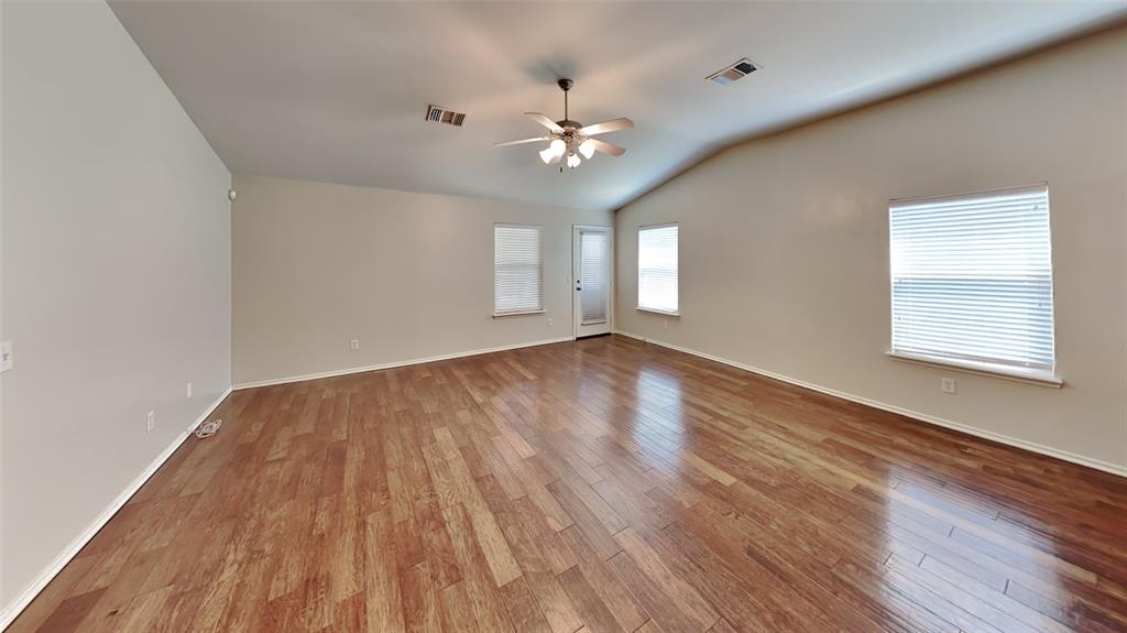 2801 Nw 182nd Street Property Photo 4