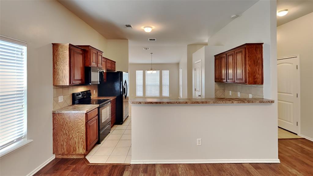 2801 Nw 182nd Street Property Photo 5