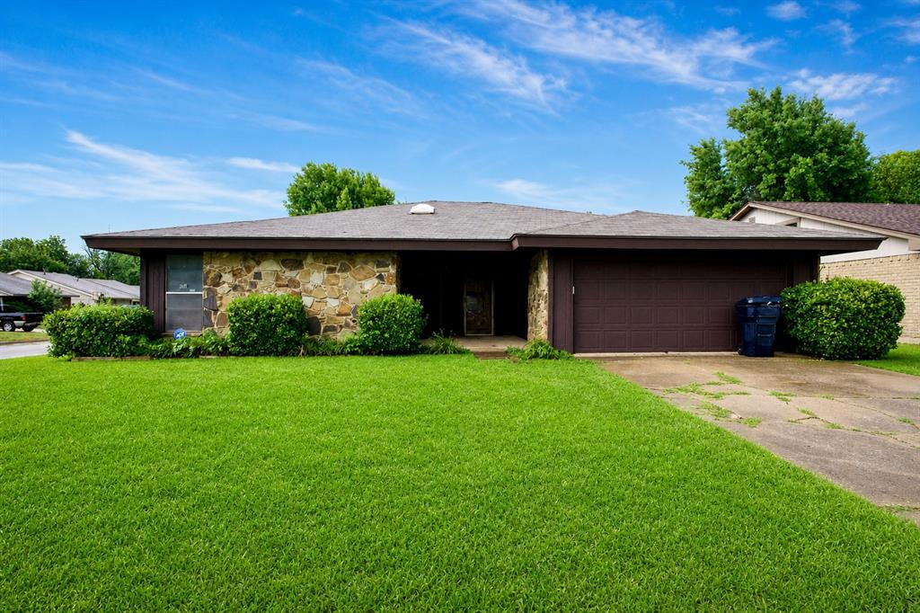 9024 N Eagle Lane Property Photo 1