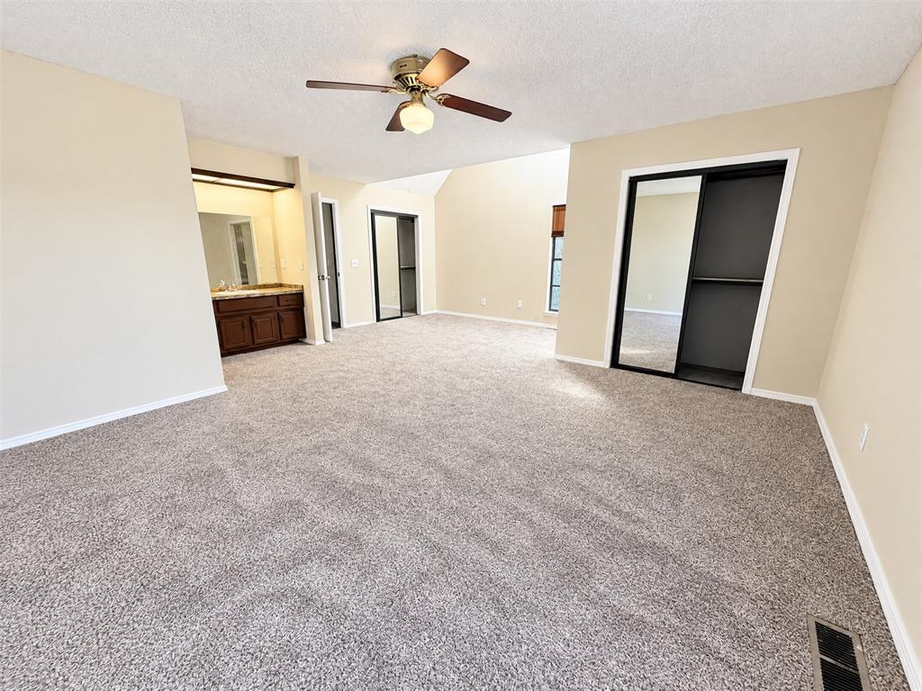 9024 N Eagle Lane Property Photo 15