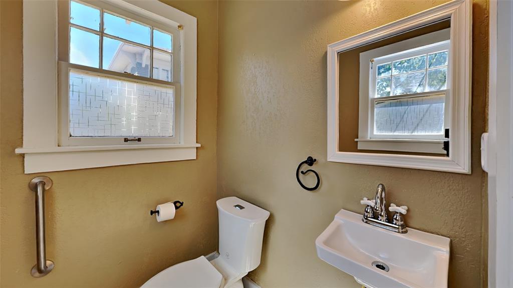 204 Nw 22nd Street Property Photo 16