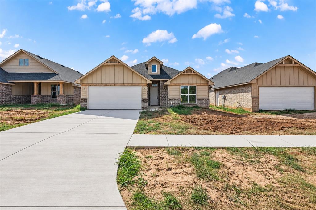 16325 Whistle Creek Boulevard Property Photo 2