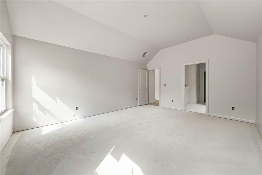 16325 Whistle Creek Boulevard Property Photo 18