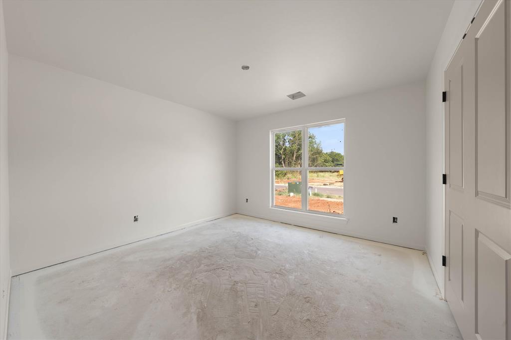 16325 Whistle Creek Boulevard Property Photo 25