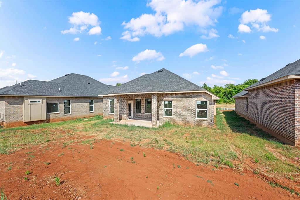 16325 Whistle Creek Boulevard Property Photo 34