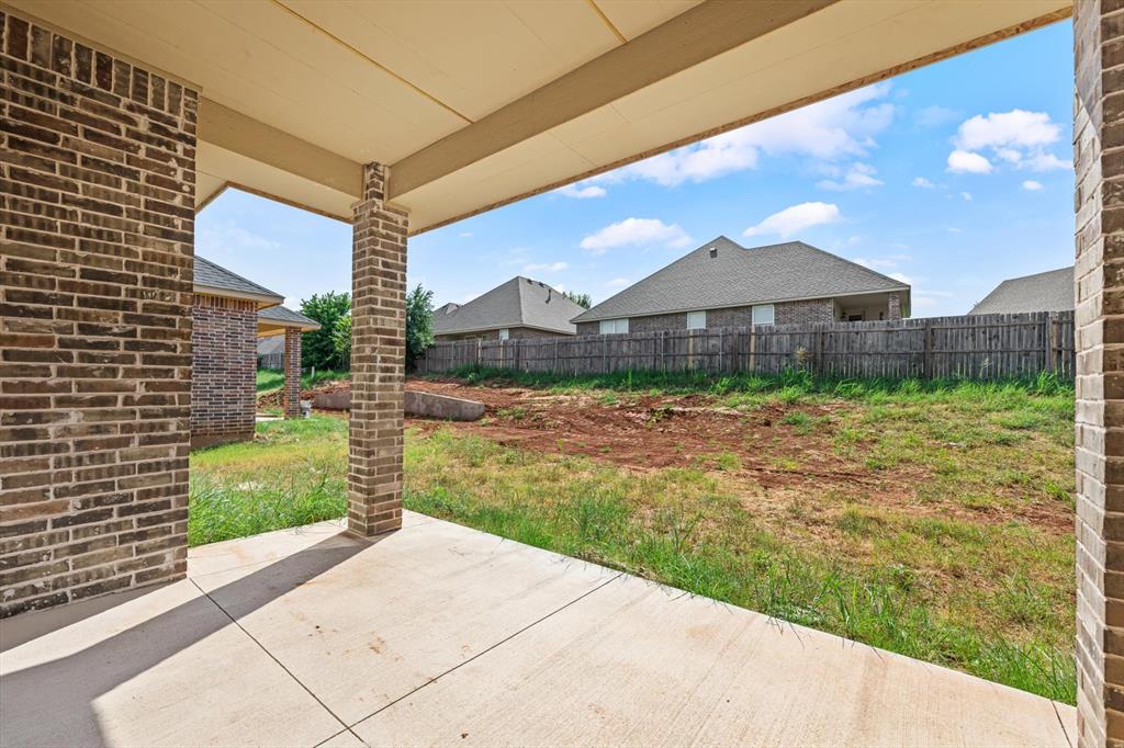 16325 Whistle Creek Boulevard Property Photo 35