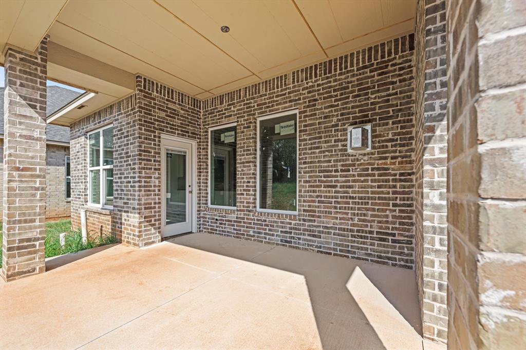 16325 Whistle Creek Boulevard Property Photo 37