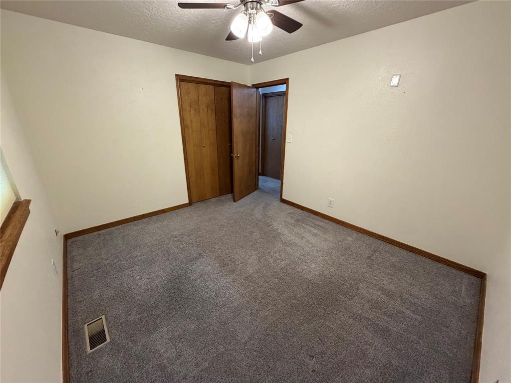 2517 Chateau Drive Property Photo 12