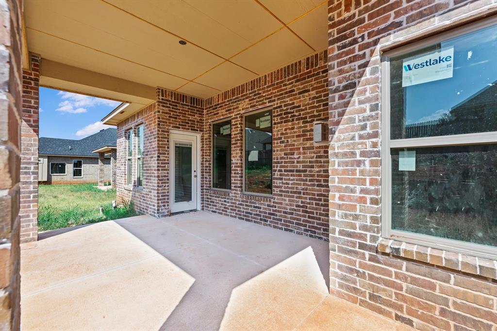 16321 Whistle Creek Boulevard Property Photo 36