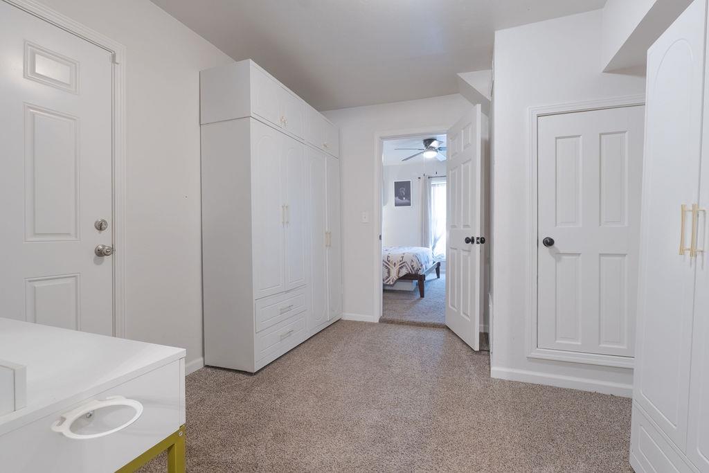 1134 E Walnut Street Property Photo 22