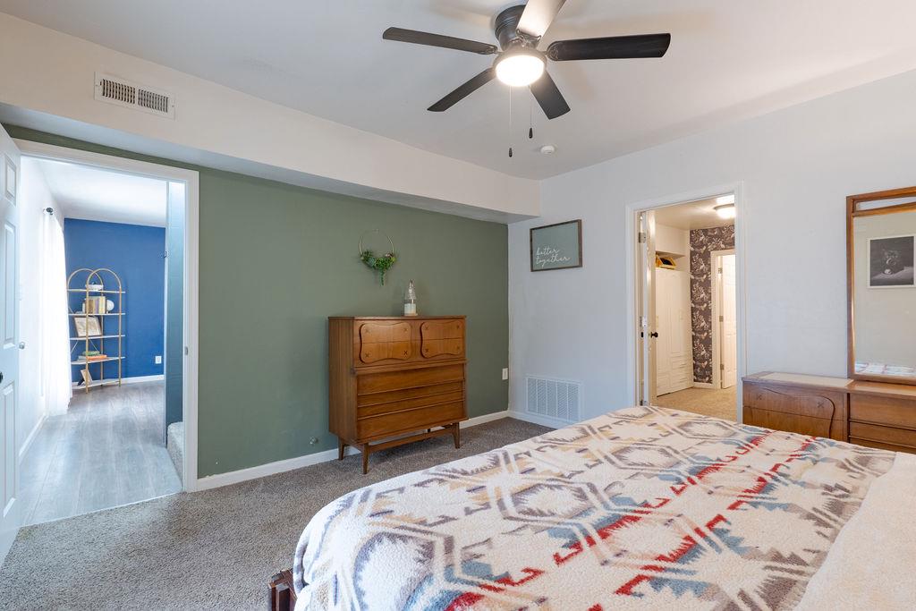 1134 E Walnut Street Property Photo 25