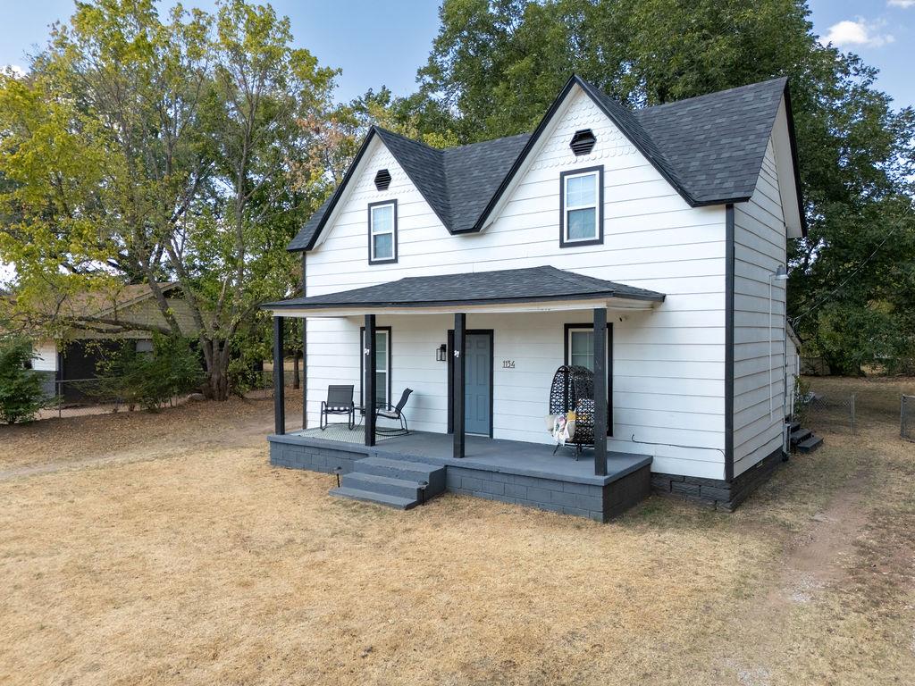 1134 E Walnut Street Property Photo 42