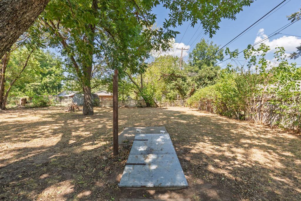1134 E Walnut Street Property Photo 47