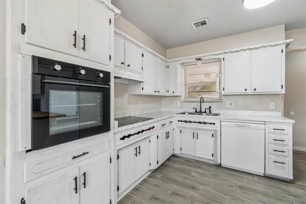 920 W Silver Meadow Drive Property Photo 19