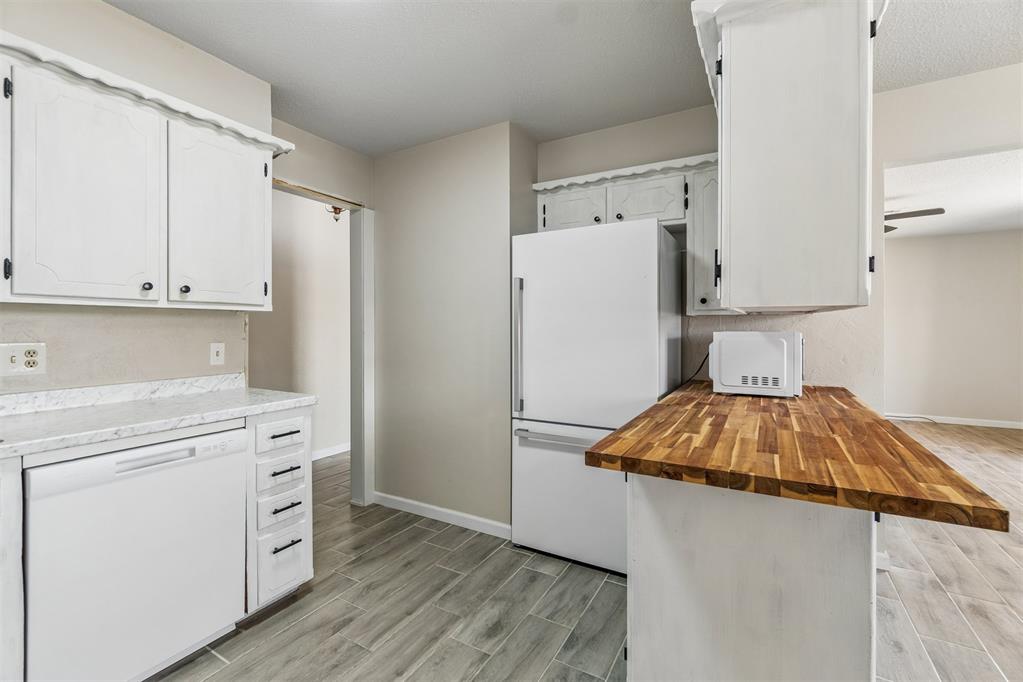 920 W Silver Meadow Drive Property Photo 20