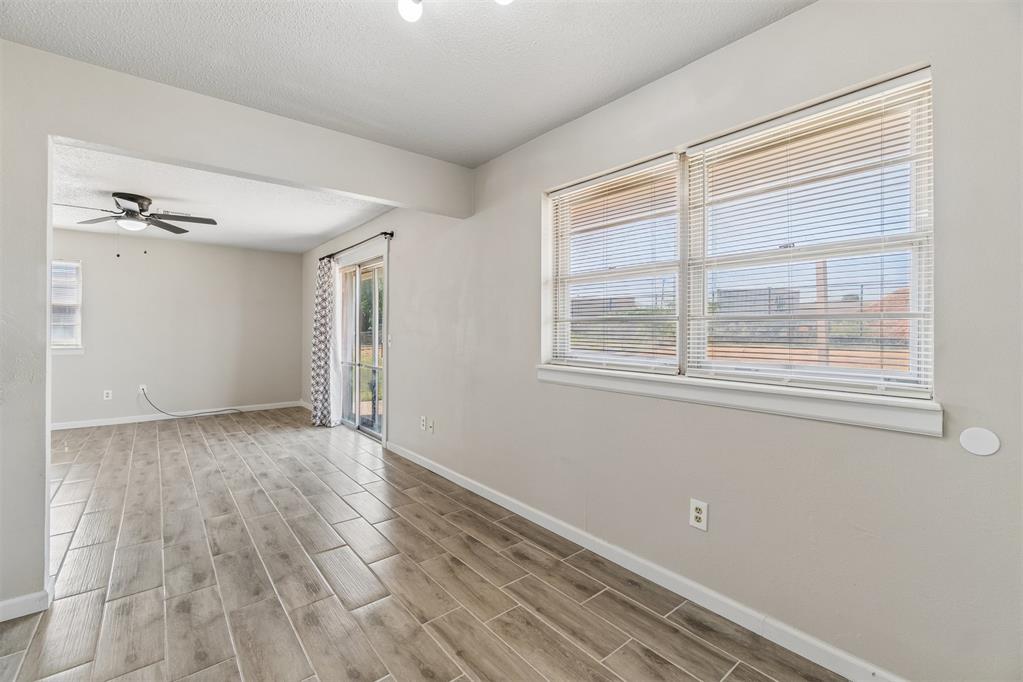 920 W Silver Meadow Drive Property Photo 24